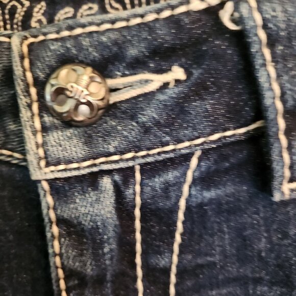 Miss Me JS4009C9 Crop Rhinestone Embellished Detail Jeans Size 28 - Picture 6 of 9